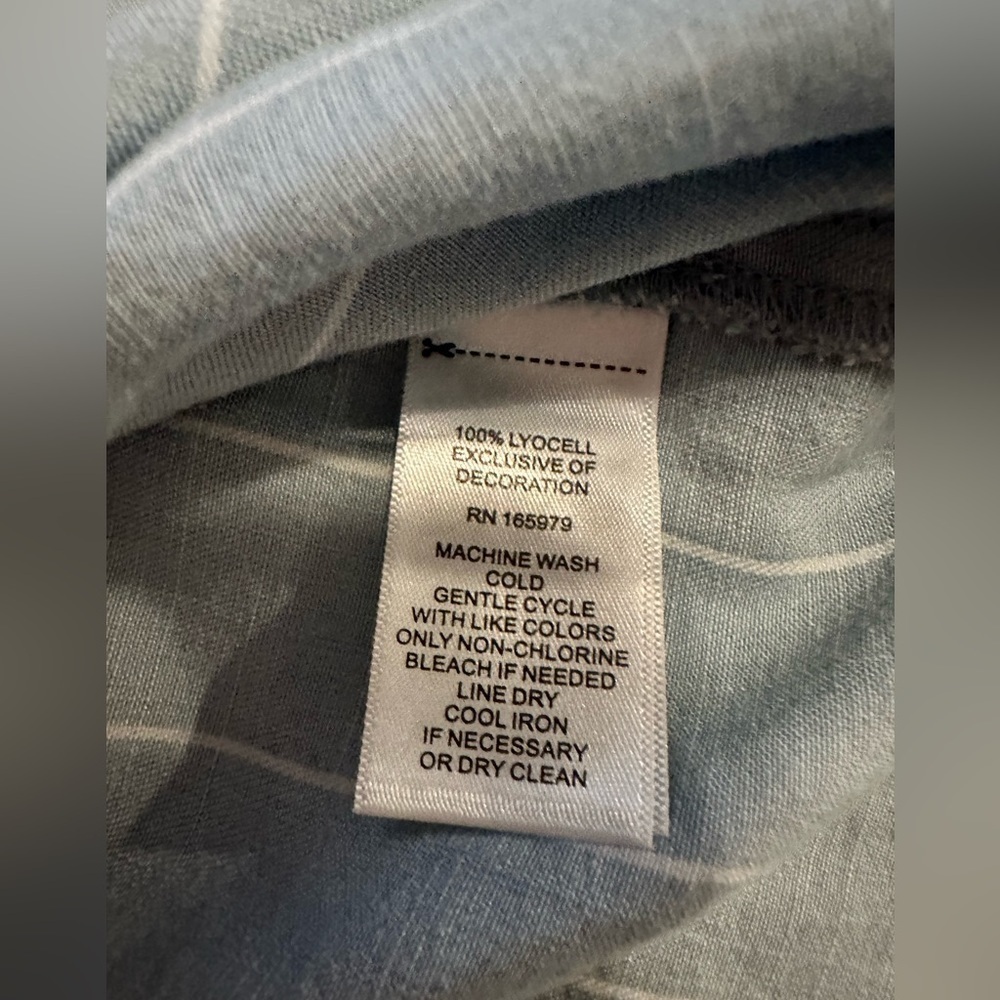 NWT Cupio chambray sleeveless button up blouse size S - Picture 8 of 10